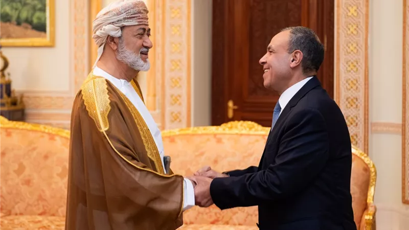 السيسي يؤكد دعم مصر لعُمان.. وعبدالعاطي يبحث في مسقط جهود خفض التصعيد بالمنطقة