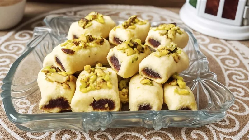 طريقة عمل غريبة محشية بالتمر بخطوات بسيطة في المنزل 