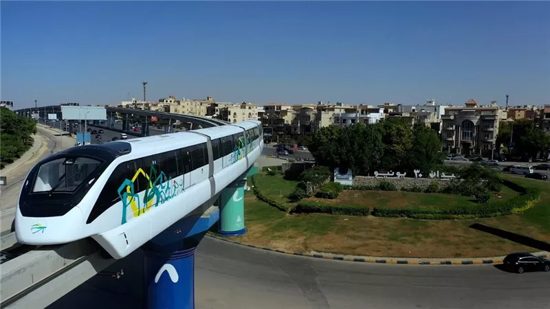 الرئيس السيسي يفتتح مشروع مونوريل شرق النيل 