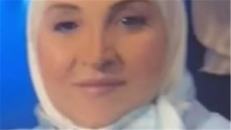 المرأة القوية… صانعة المعنى وصانعة الفرح