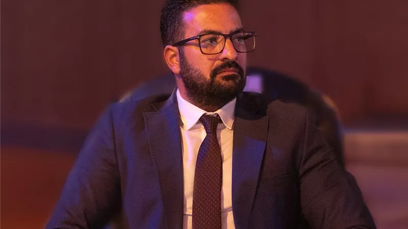 مصطفي محسن: تداعيات الحرب في إيران قد تدفع شركات التطوير لإعادة تقييم استثماراتها 