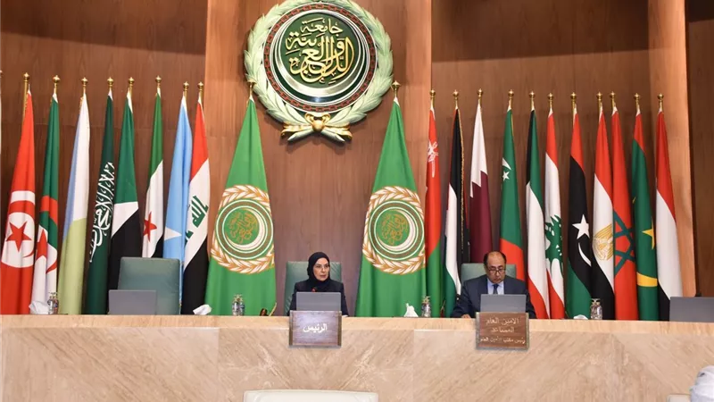 سفيرة البحرين بالقاهرة تقود اجتماعات الجامعة العربية وتحذر من تهديدات إقليمية خطيرة