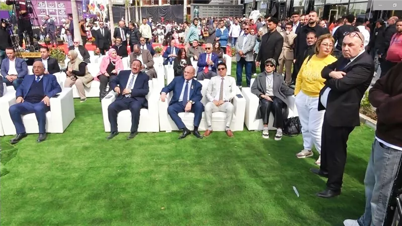 غرفة القاهرة : مول جملة الملابس الجاهزة يدعم استراتيجية الدولة لزيادة الصادرات المصرية