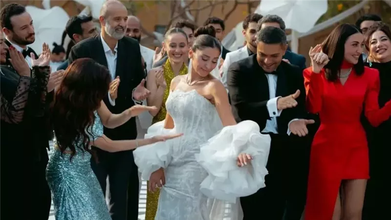 فساتين الزفاف رمضان 2026… هل تتحوّل الدراما إلى دليل أناقة العروس؟