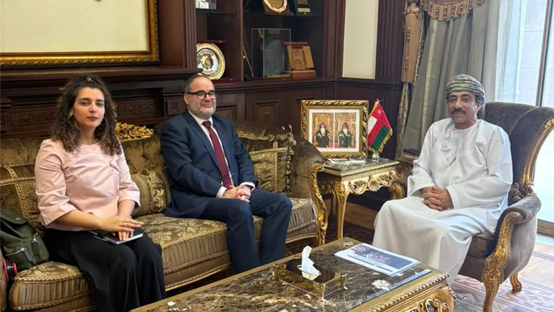 السفير عبد الله الرحبي يستقبل مدير شؤون الأونروا في الضفة الغربية