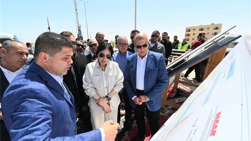 وزيرة الإسكان تتفقد مشروعات مارينا 8 و