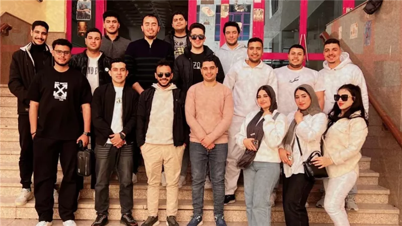«كان وأخواتها».. مشروع تخرج بإعلام 6 أكتوبر يرصد تحولات الحياة قبل وبعد السوشيال ميديا