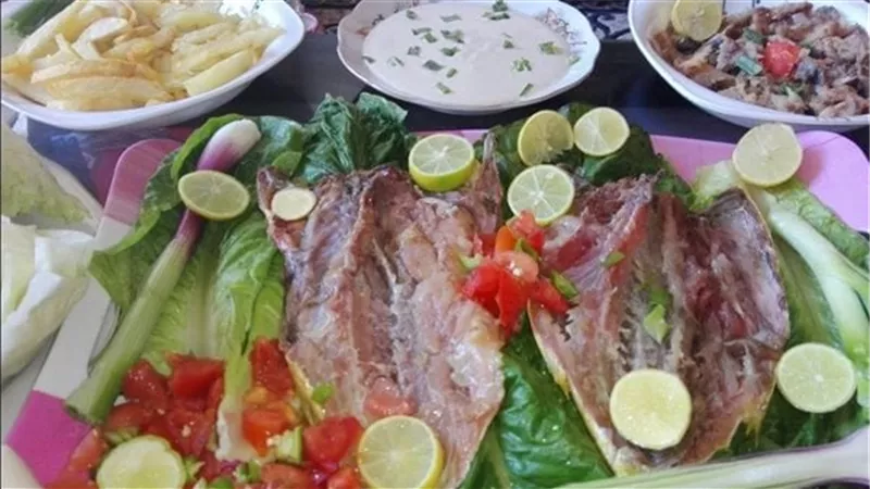أكلات شم النسيم.. طريقة عمل الفسيخ بالطحينة في مطبخك 