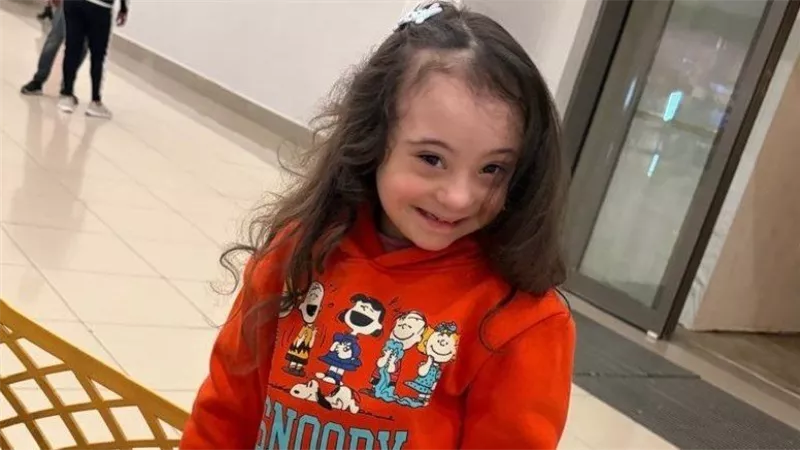 “بنتي مش عبء”.. استغاثة تهزّ السوشيال بعد رفض طفلة من ذوي الهمم بمدرسة
