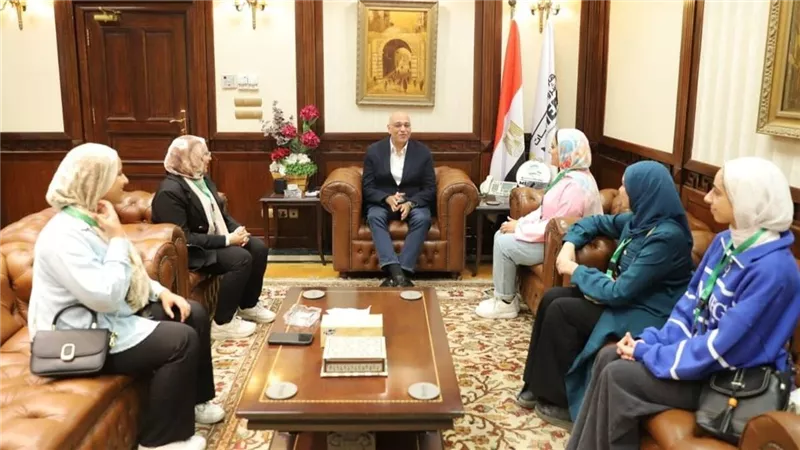 جهاز تنمية المشروعات يتعاون مع الجامعات والمبادرات الطلابية لتأهيل جيل جديد من رجال الأعمال 
