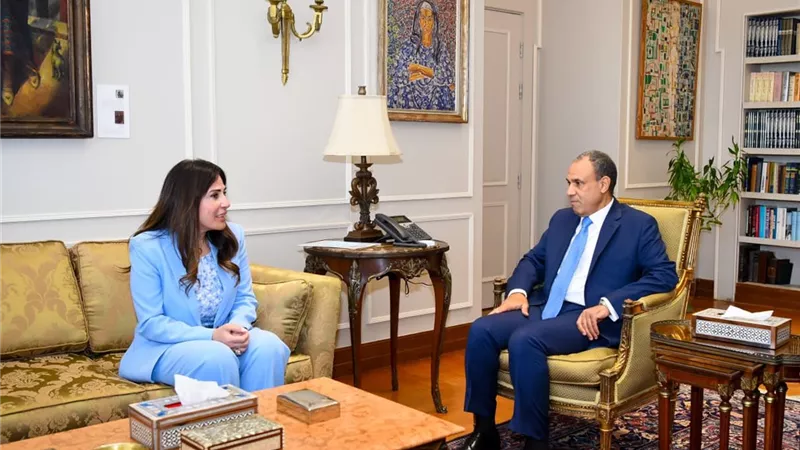 وزير الخارجية ووزيرة الإسكان يبحثان دعم المصريين بالخارج وتعزيز التوسع الإفريقي