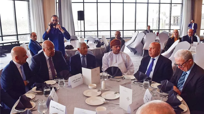 أيمن العشري: الحوار العربي مفتاح التكامل الاقتصادي وتعزيز التعاون بين الغرف التجارية