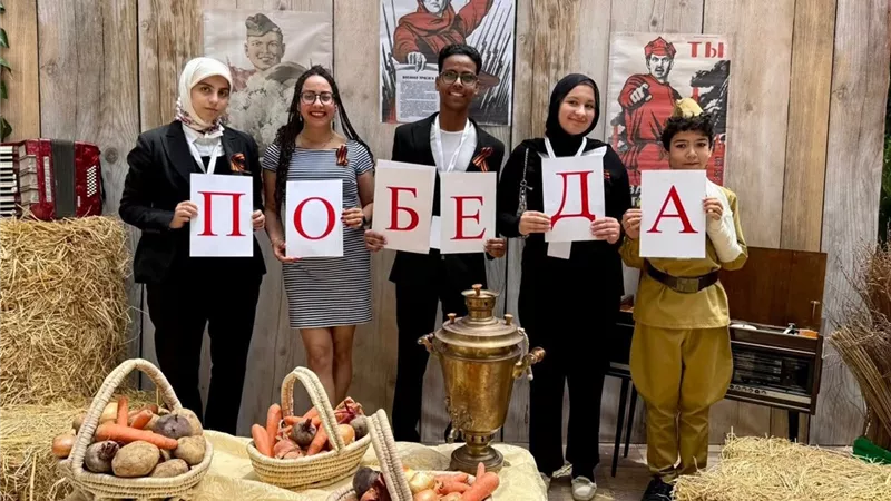 “الفوج الخالد” يجمع الجالية الروسية بالقاهرة إحياءً لذكرى عيد النصر
