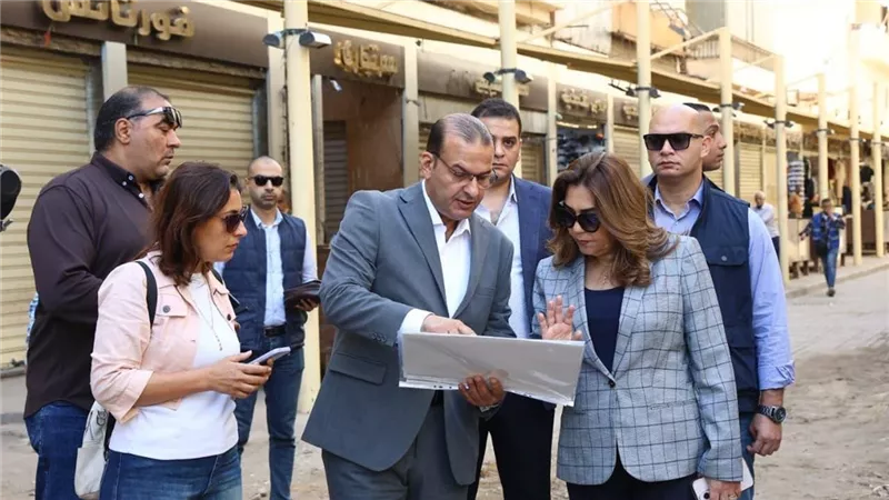 وزيرة التنمية المحلية تتفقد أعمال مشروع تطوير سوق العتبة بمنطقة الموسكي