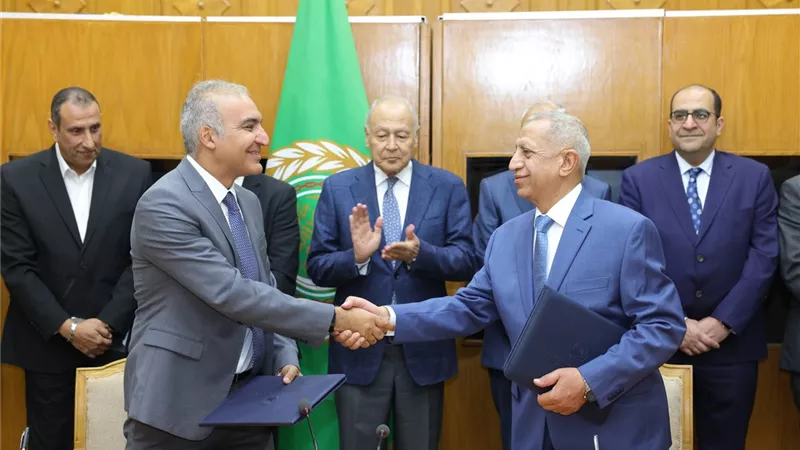 الأكاديمية العربية توقع شراكة مع «إمكان مصر» لإنشاء صرح تعليمي  بالشروق بحضور أبو الغيط