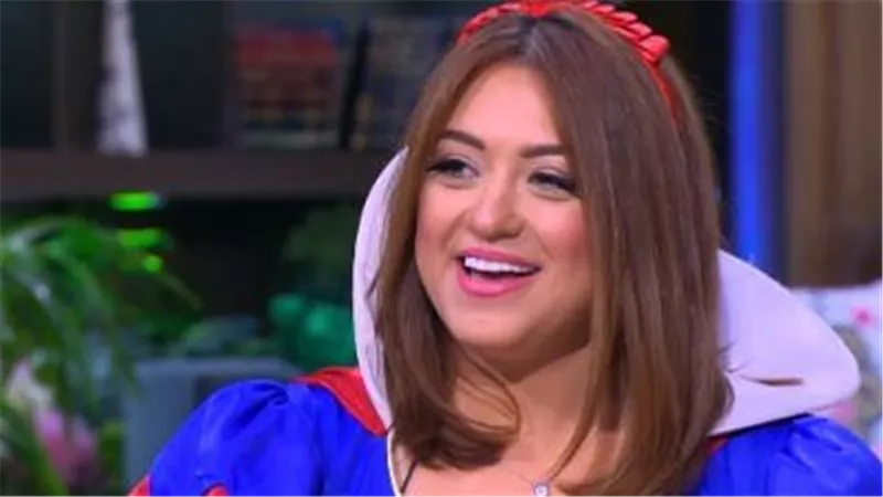 مروة عبد المنعم تتعرض للإصابة بعد هجوم شبل أسد أثناء التصوير.. كيف علقت؟