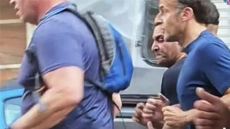 ماكرون يشارك في جولة جري بالإسكندرية وسط تفاعل واسع