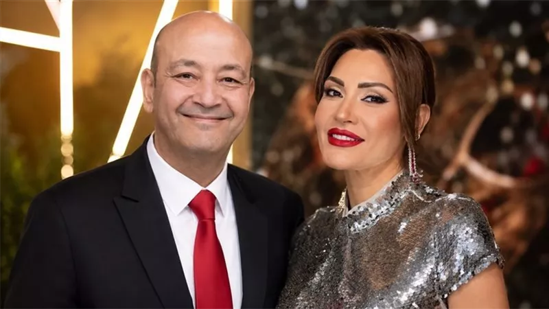 جدل واسع حول عمرو أديب ودينا طلعت.. أنباء عن زواج جديد يشعل مواقع التواصل