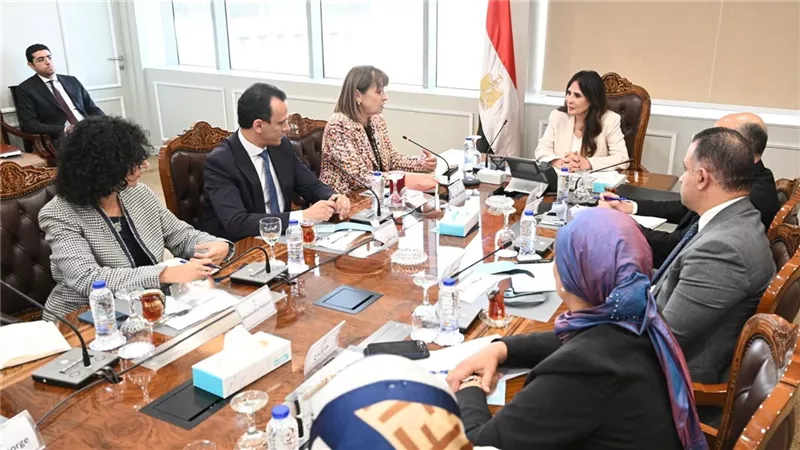 وزيرة الإسكان: الاستجابة لشكاوى المواطنين واستفساراتهم أولوية قصوى