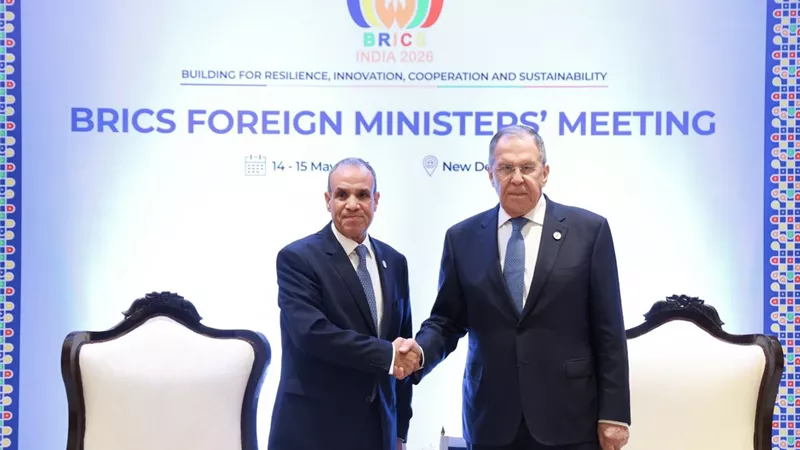 عبد العاطي يبحث مع لافروف تعزيز الشراكة الاستراتيجية والتنسيق داخل البريكس