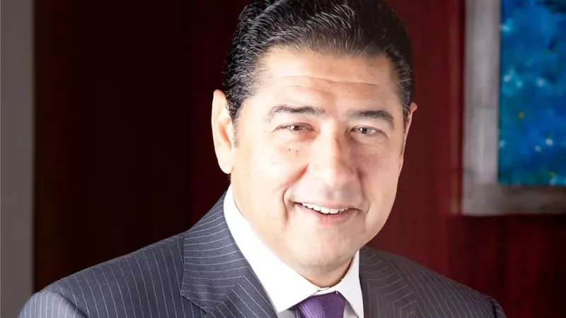 هشام عز العرب يروي أسرار أخطر سنوات CIB: واجهنا العواصف قبل الجميع.. والاستقالة كانت لحماية الكيان