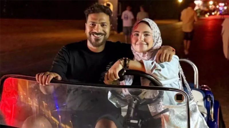 مصطفى أبو سريع يفاجئ الجمهور برسالة رومانسية.. وعودة الحياة الزوجية تثير التفاعل