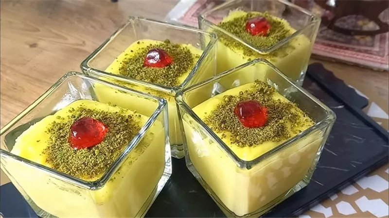 سهلة ولذيذة..   طريقة عمل مهلبية الآيس كريم في مطبخك 