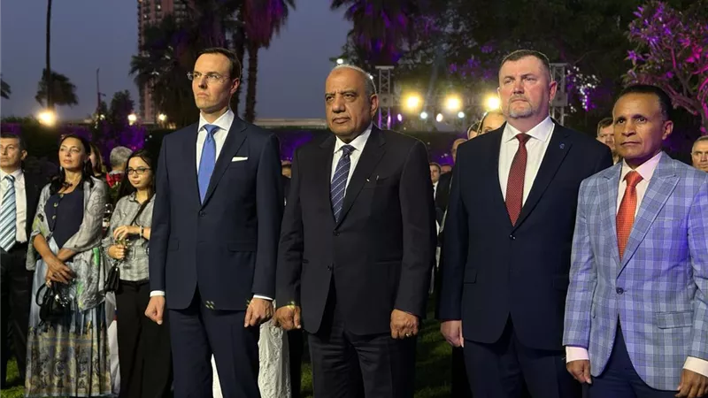 السفارة الروسية بالقاهرة تحتفل باليوم الوطني لروسيا وتؤكد متانة الشراكة الاستراتيجية مع مصر