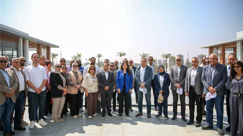 وزيرة الإسكان تتفقد مشروع “حدائق تلال الفسطاط” وتؤكد الالتزام بالجدول الزمني 