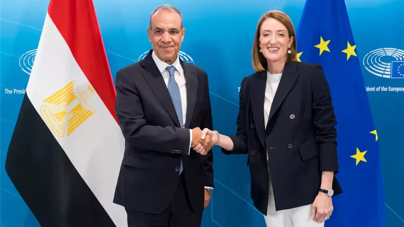 وزير الخارجية يلتقي رئيسة البرلمان الأوروبي ويؤكد تعزيز الشراكة الاستراتيجية بين مصر والاتحاد الأوروبي