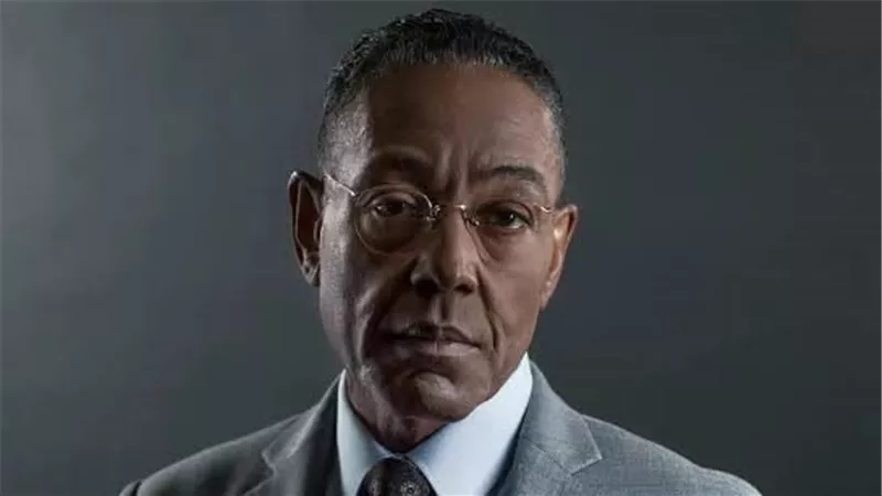 نجم Breaking Bad جيانكارلو إسبوزيتو يعتنق الإسلام بعد مشاركته في فيلم 7Dogs
