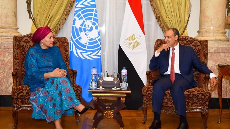 وزير الخارجية يبحث مع نائبة سكرتير عام الأمم المتحدة تعزيز التعاون وتطورات القضايا الإقليمية