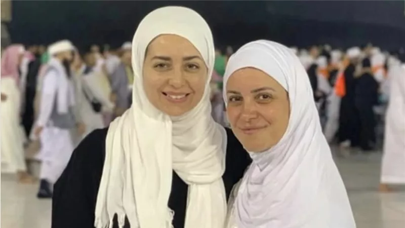 ريهام عبد الغفور تساند هبة مجدي في أزمتها الصحية.. ومحمد محسن يكشف تطورات حالتها