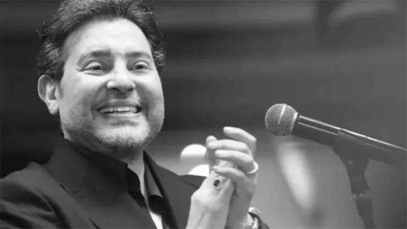 عائلة هاني شاكر توضح موقفها من حفلات تكريمه.. وتؤكد: لا علم لنا بأي ترتيبات في أوروبا