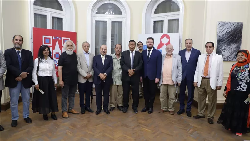 البيت الروسي بالقاهرة يستضيف ملتقى سوهاج الدولي للمبدعين بمعرض 
