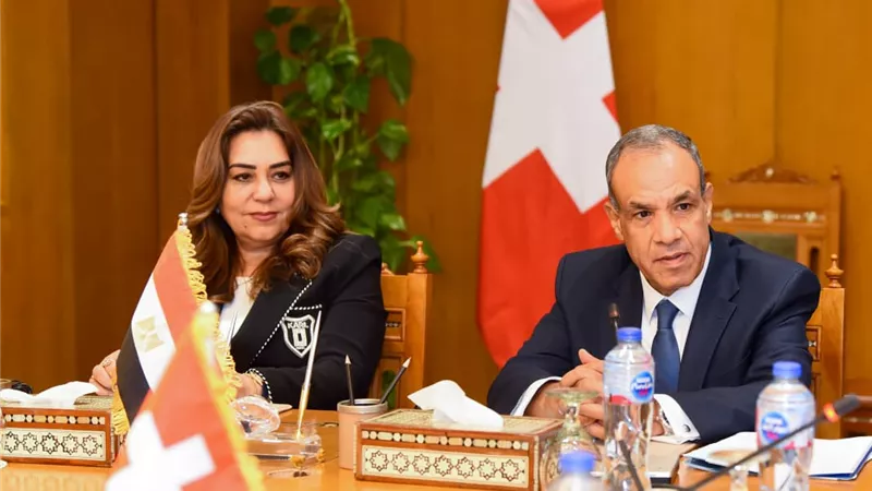 وزارة الخارجية تستضيف توقيع اتفاقية مشروع «مبادرة الإلكترونيات الدائرية في مصر» بمنحة سويسرية  
