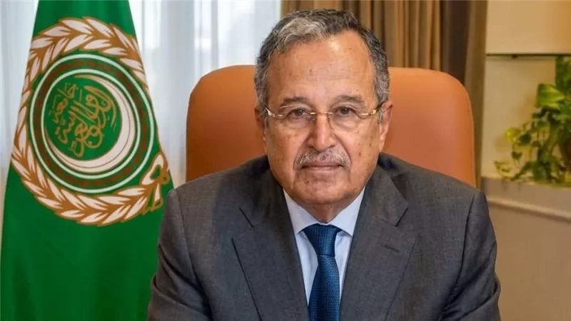 نبيل فهمي يشيد بنجاح المغرب في إحباط مخططات إرهابية ويؤكد تضامن الجامعة العربية مع المملكة