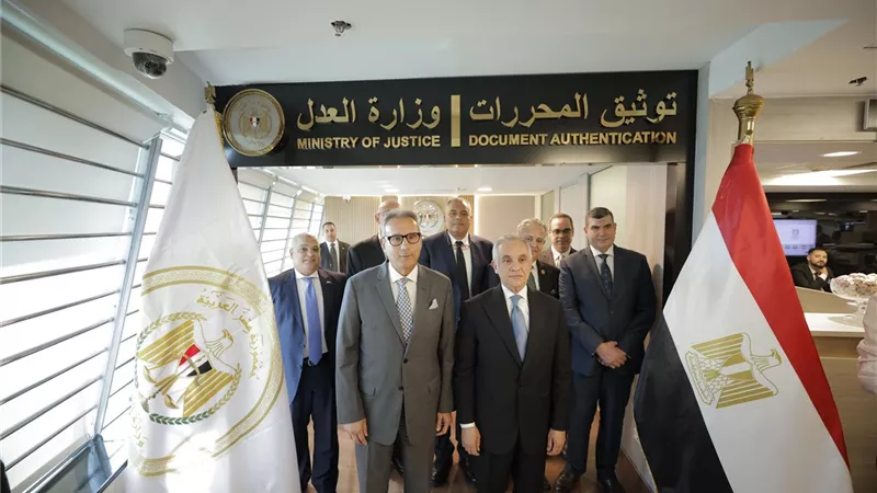 البنك الأهلي المصري يفتتح أول مكتب للشهر العقاري بفرع التسعين بالتعاون مع وزارة العدل لتيسير خدمات التوثيق