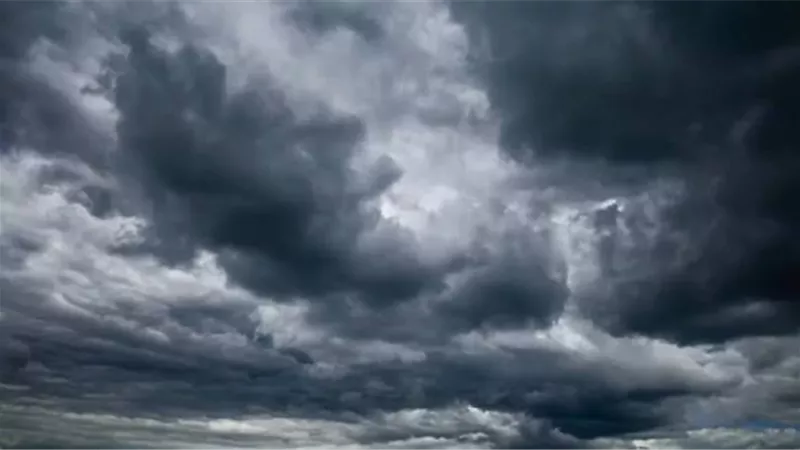 بين البشرى والضغوط المؤجلة.. ماذا تعني رؤية الغيوم الكثيفة في المنام؟