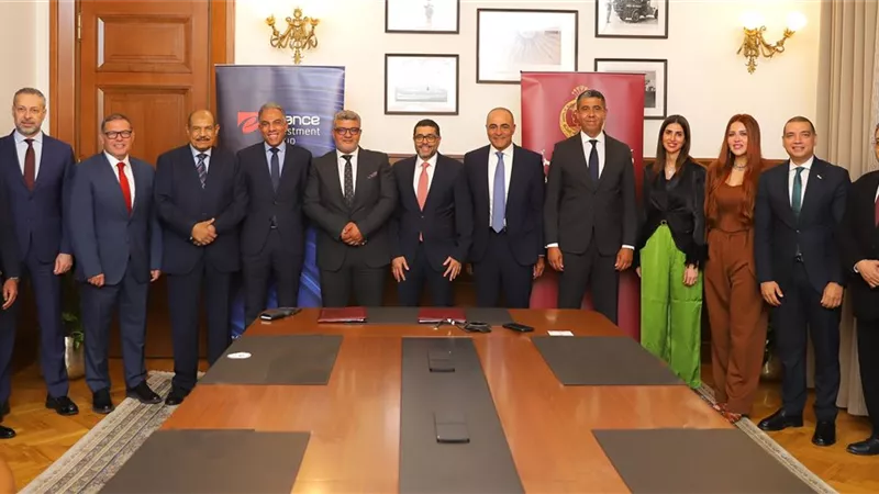 بنك مصر يوقع مع مجموعة إي فاينانس للاستثمارات المالية والرقمية لتحويل مرتبات العاملين بالمجموعة والشركات التابعة لها
