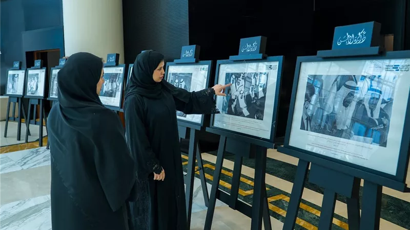 الأرشيف والمكتبة الوطنية يوثق مسيرة قيام الإمارات في معرض 