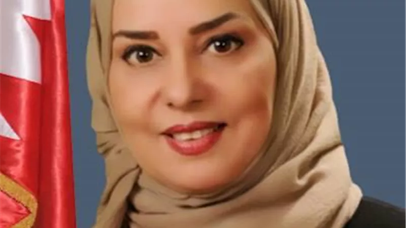سفيرة البحرين: العلاقات مع مصر تشهد تطورًا مستمرًا.. وتهنئ القيادة والشعب بذكرى ثورة يوليو