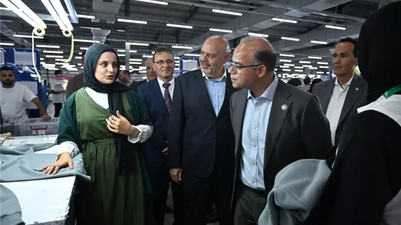 وزير الاستثمار يتفقد مصنع «جيد تكستايل» بالإسماعيلية ويؤكد دعم التوسع الصناعي وزيادة الصادرات   