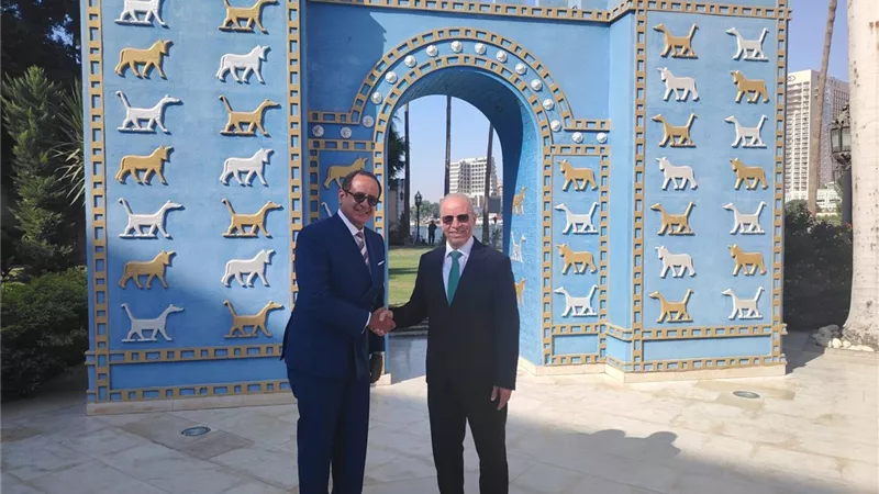 السفير العراقي بالقاهرة يستقبل السفير المصري الجديد لدى بغداد لبحث تعزيز العلاقات الثنائية