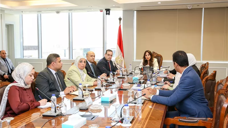 وزيرة الإسكان تتابع تعديلات قانون البناء لتعزيز دور اتحادات الشاغلين وتطوير منظومة إدارة العقارات