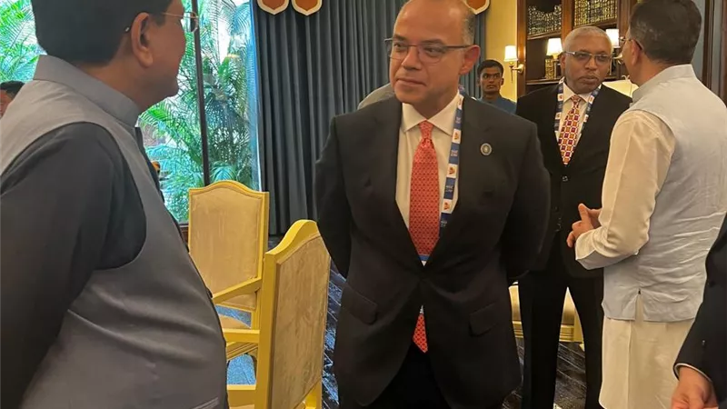 وزير الاستثمار يتوجه إلى الهند للمشاركة في اجتماع وزراء تجارة «بريكس» وتعزيز التعاون التجاري والاستثماري
