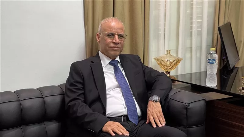 السفير العراقي بالقاهرة يزور مكتب قناة العراقية ويشيد بدوره في تعزيز الحضور الإعلامي العراقي