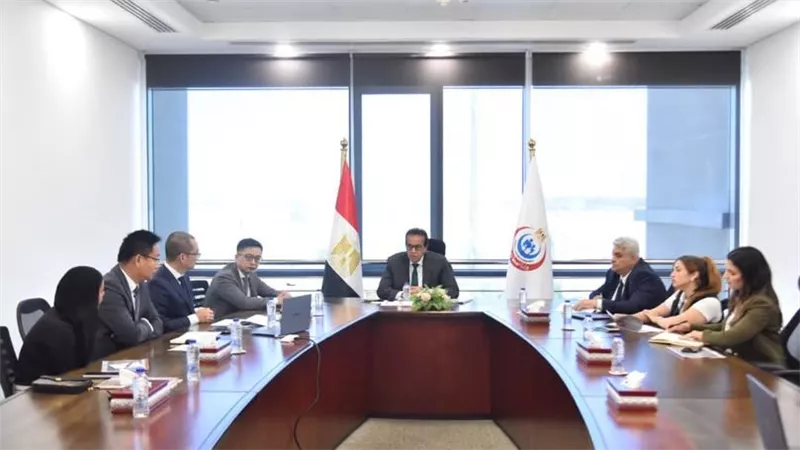 وزير الصحة يبحث مع ممثلي «هواوي» سبل تعزيز التعاون في التحول الرقمي للرعاية الصحية