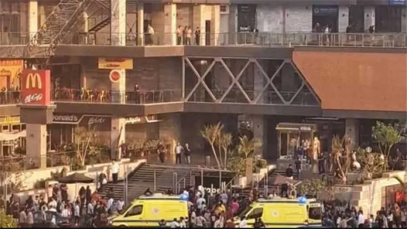 قصة انفجار أسطوانة هيليوم داخل مول بالتجمع الخامس (فيديو) 