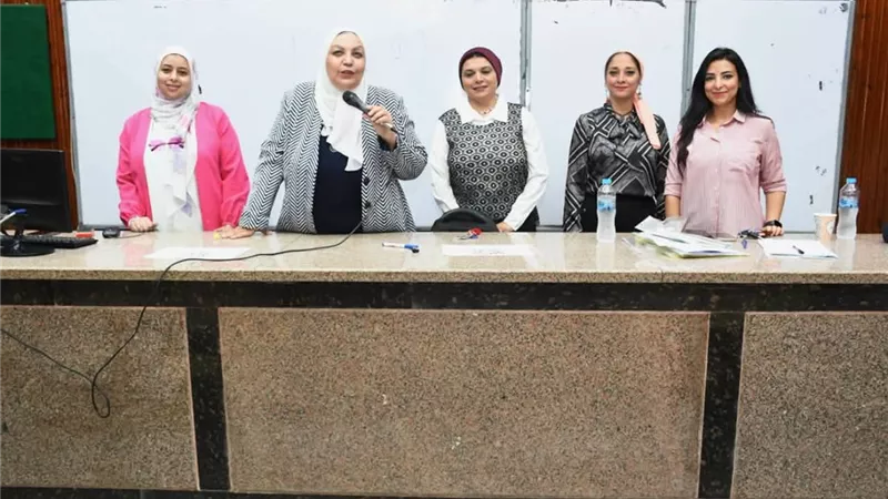 جامعة عين شمس تستقبل طلاب «جامعة الطفل» بكلية التمريض للتدريب على الإسعافات الأولية